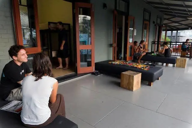 Coolangatta Sands Hotel Hostel