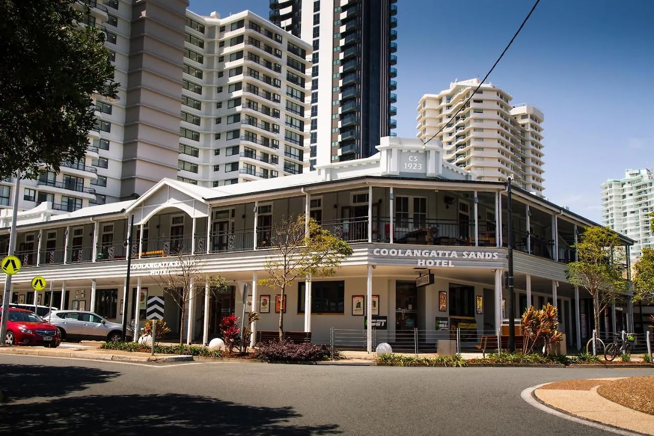 Coolangatta Sands Hotel Hostel